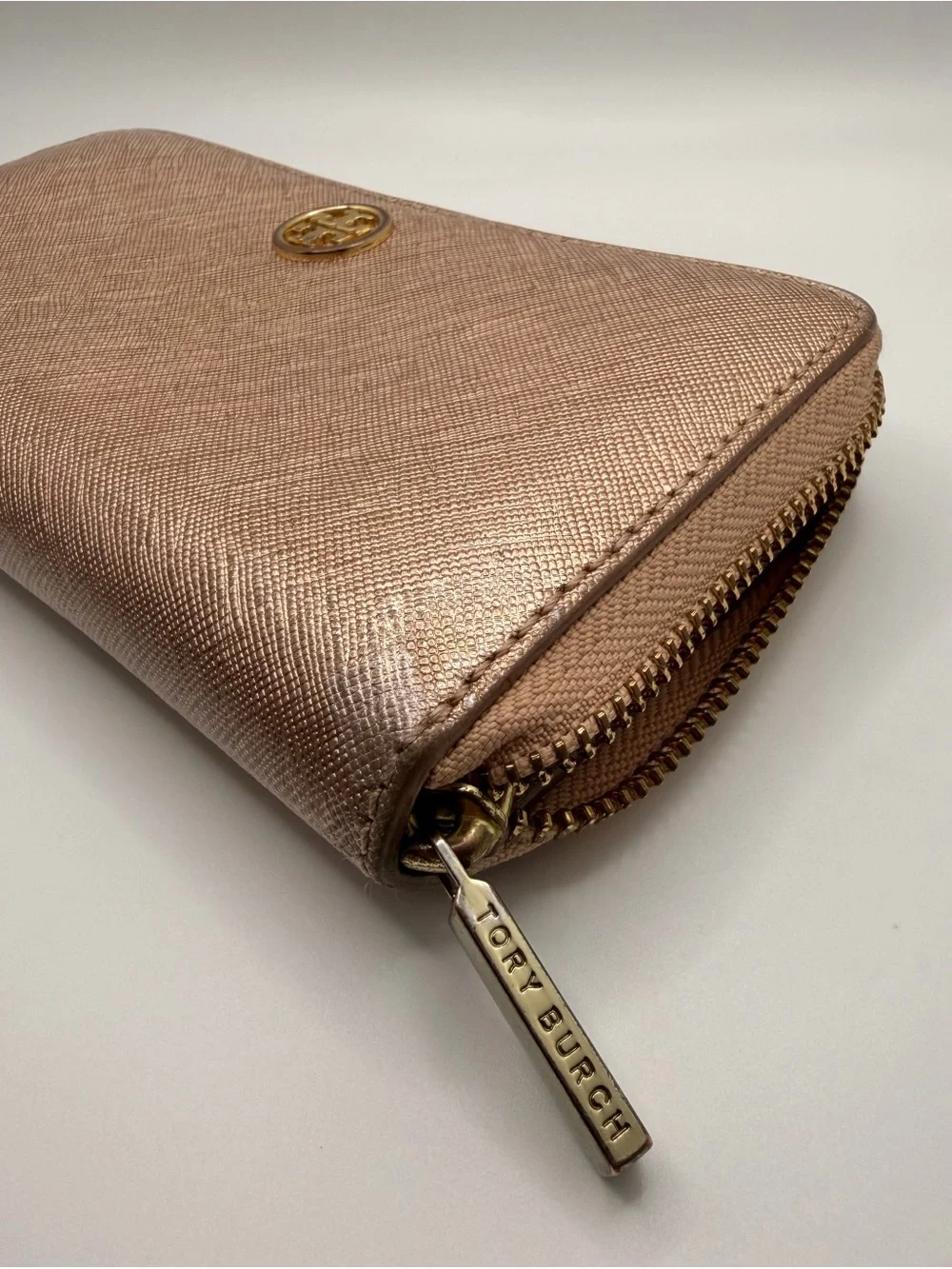 Tory Burch Rose Gold Metallic Saffiano Zip Around Continental Wallet